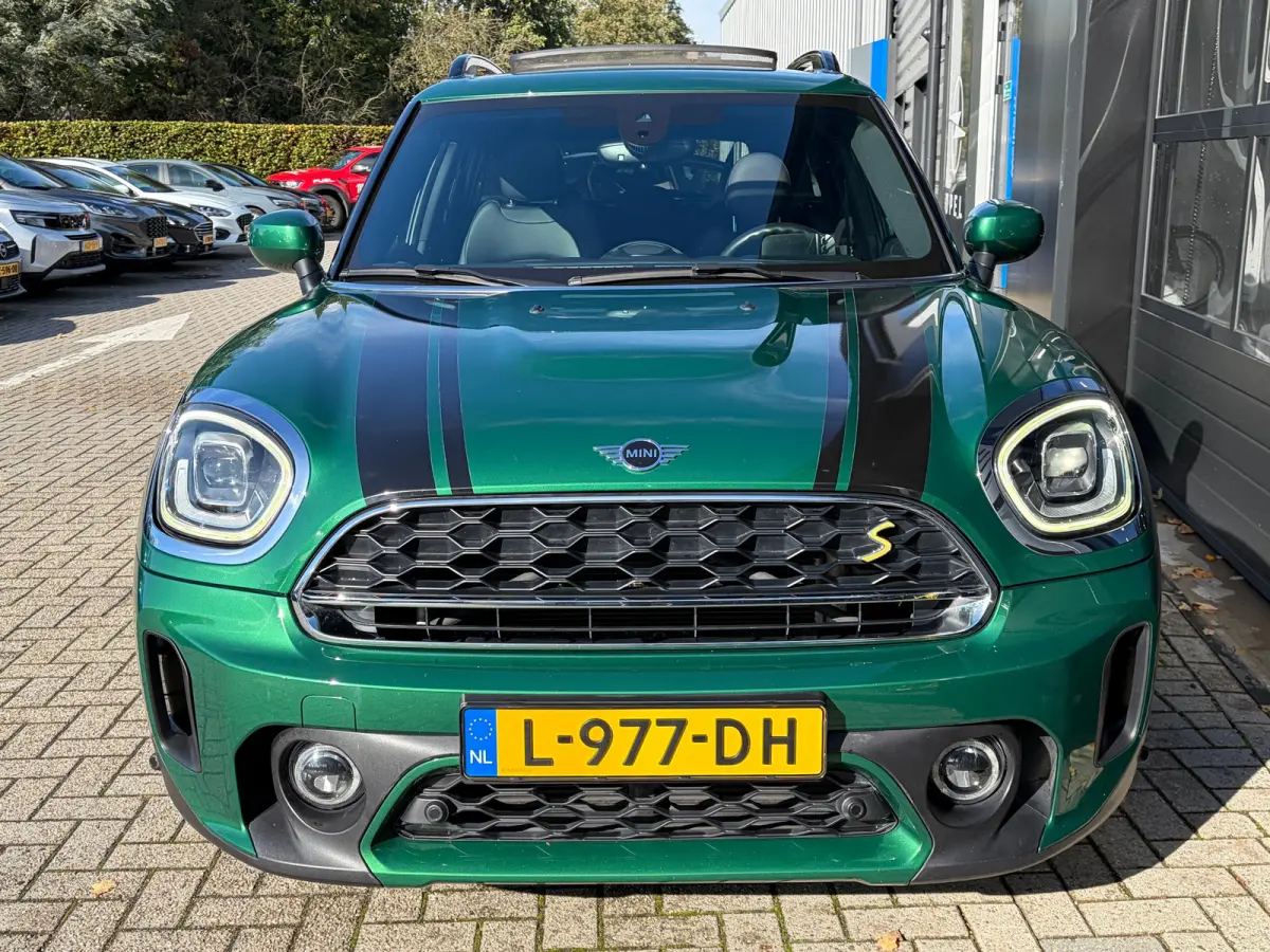 1.5 Cooper ALL4 220 PK Chili JCW | TREKHAAK AFNB.| ELEK. SCHUIF-/KANTELDAK| JOHN COOPER WORKS| LEDER MET STOELVERWARMING| HEAD-UP DISPLAY| ADAPTIEVE CRUISE CONTROL| ELEK. KOFFERKLEP| KEYLESS