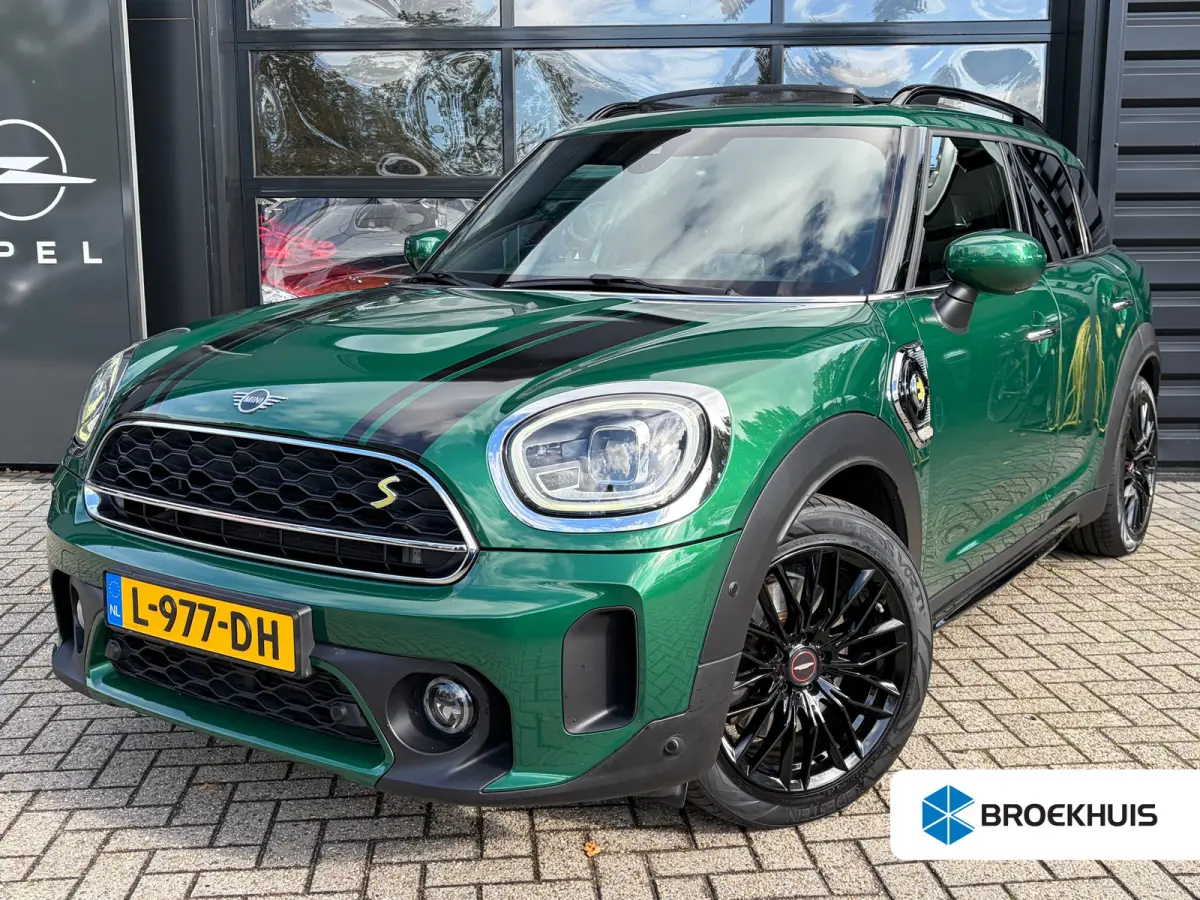 1.5 Cooper ALL4 220 PK Chili JCW | TREKHAAK AFNB.| ELEK. SCHUIF-/KANTELDAK| JOHN COOPER WORKS| LEDER MET STOELVERWARMING| HEAD-UP DISPLAY| ADAPTIEVE CRUISE CONTROL| ELEK. KOFFERKLEP| KEYLESS