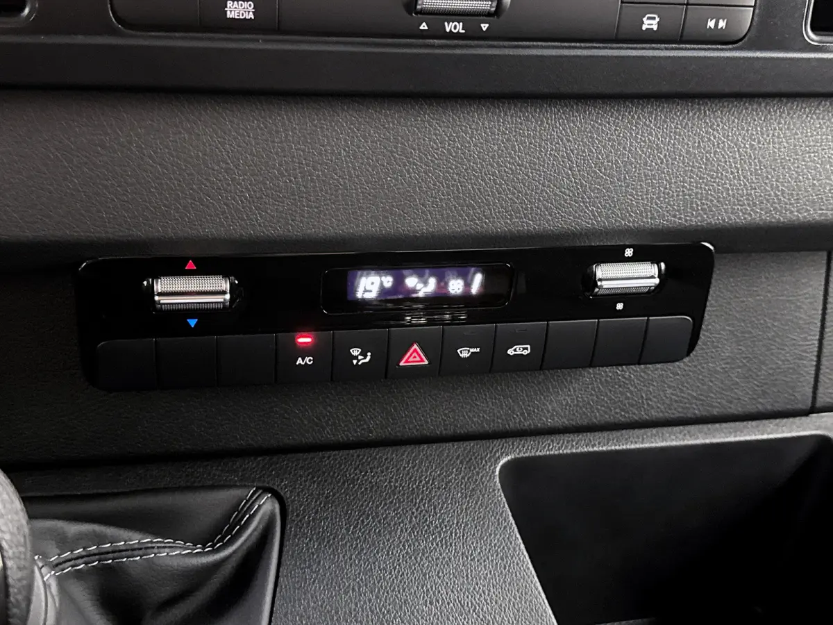 315 CDI L3 Bakwagen Laadklep Zijdeur Carplay Cruise control 24maanden Certified garantie