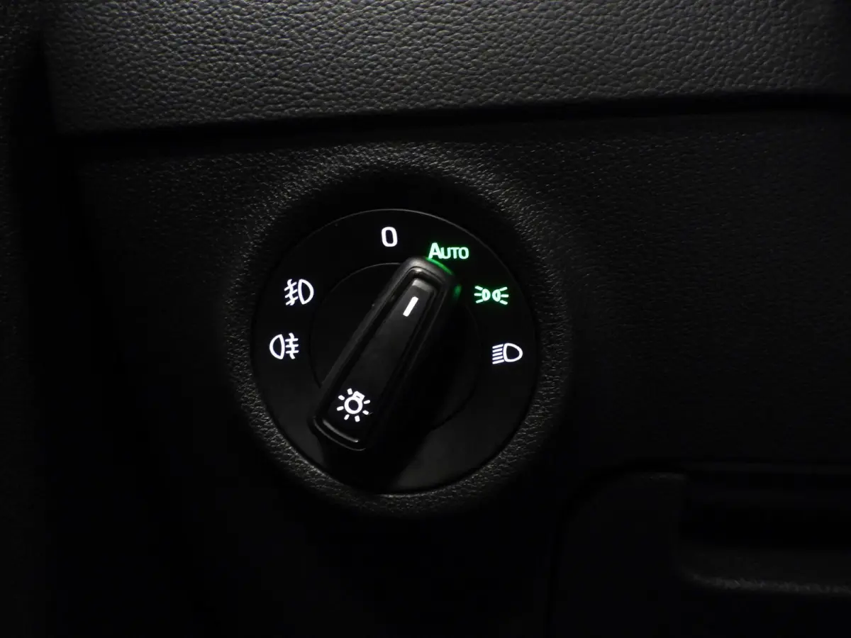 1.5 TSI Aut. Business Edition NAVI/CAMERA/WINTERPACK/LED/17"LMV!
