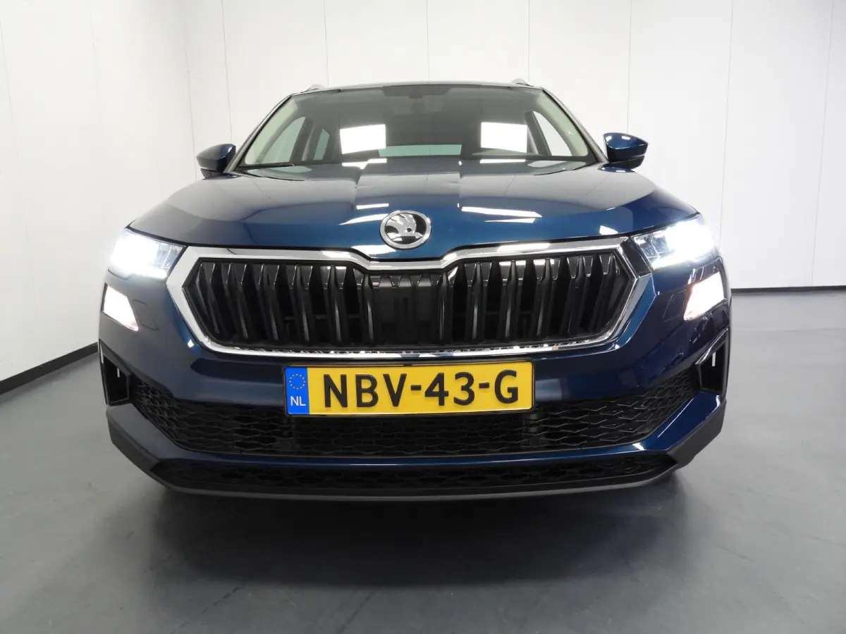 1.5 TSI Aut. Business Edition NAVI/CAMERA/WINTERPACK/LED/17"LMV!