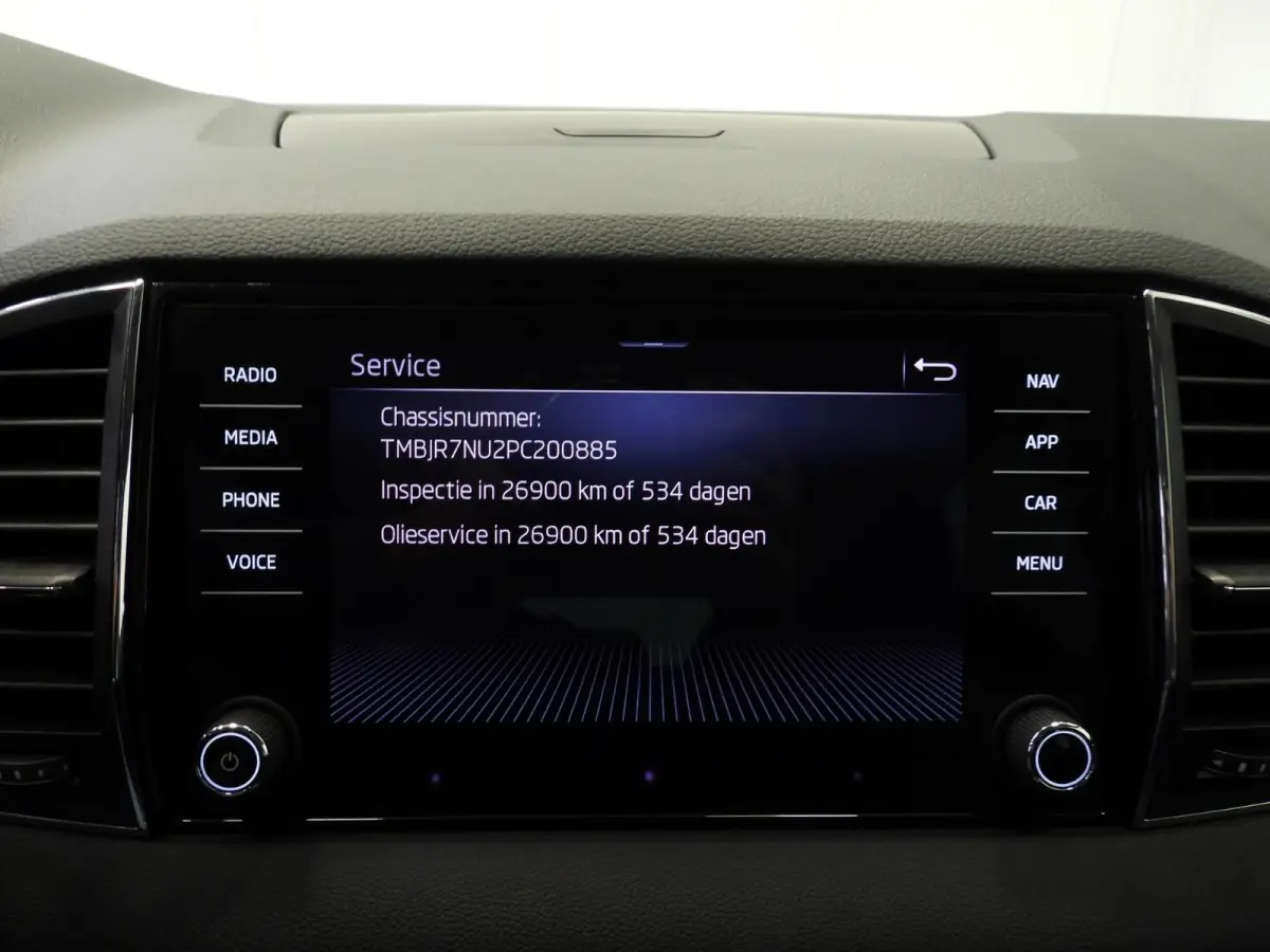 1.5 TSI Aut. Business Edition NAVI/CAMERA/WINTERPACK/LED/17"LMV!