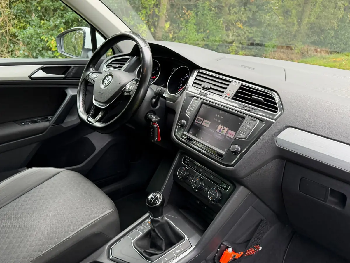 1.4 TSI ACT Comfortline Business R | Navi + Cruise + Clima Nu € 15.975,-