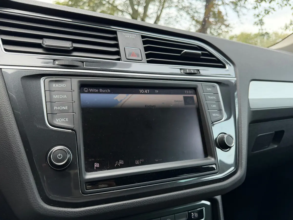 1.4 TSI ACT Comfortline Business R | Navi + Cruise + Clima Nu € 15.975,-