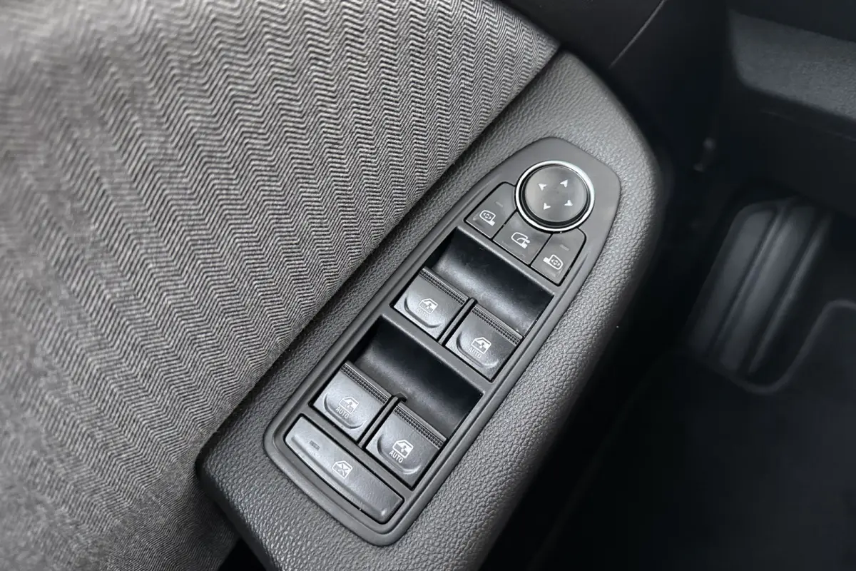 1.0 TCe 90 GPF techno Camera Carplay Climate
