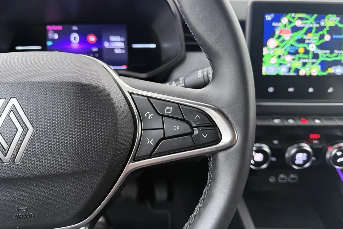 1.0 TCe 90 GPF techno Camera Carplay Climate