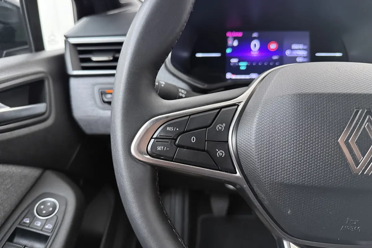 1.0 TCe 90 GPF techno Camera Carplay Climate