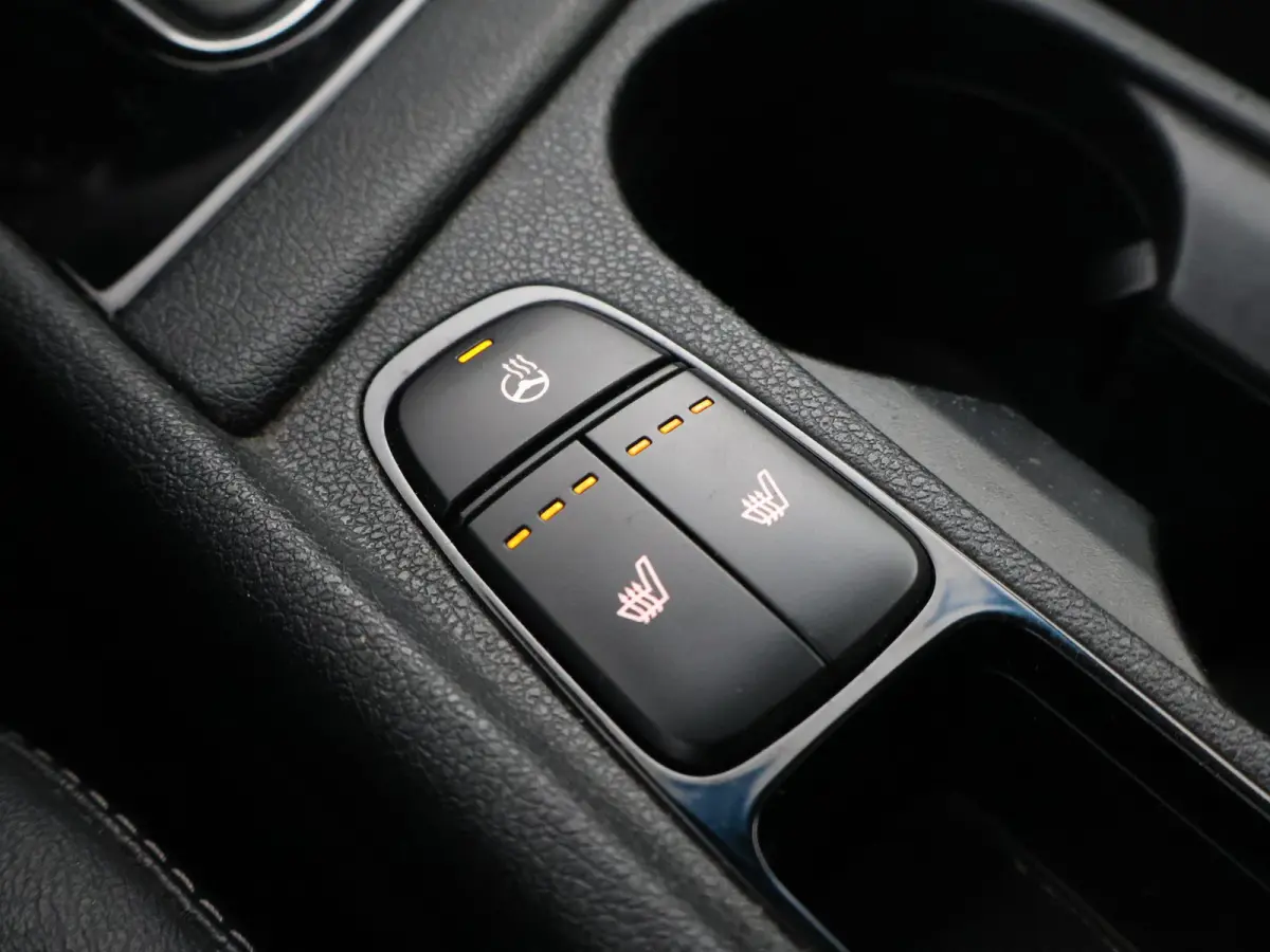 1.6 GDi HYBRID EDITION + SCHUIFDAK | TREKHAAK | STOEL/STUURWIELVERW.
