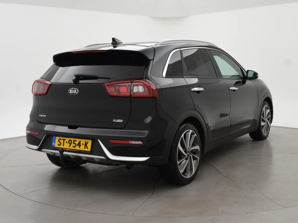 1.6 GDi HYBRID EDITION + SCHUIFDAK | TREKHAAK | STOEL/STUURWIELVERW.