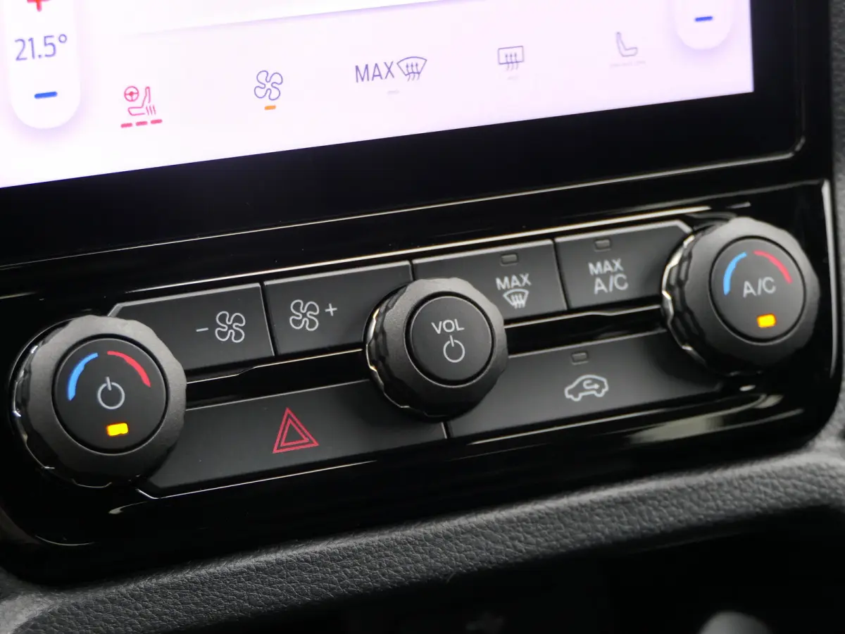 Wildtrak 2.3 PHEV | Power Rollertop | Camera | Stoelverwarming | CarPlay/Android Auto | Leder | Trekhaak