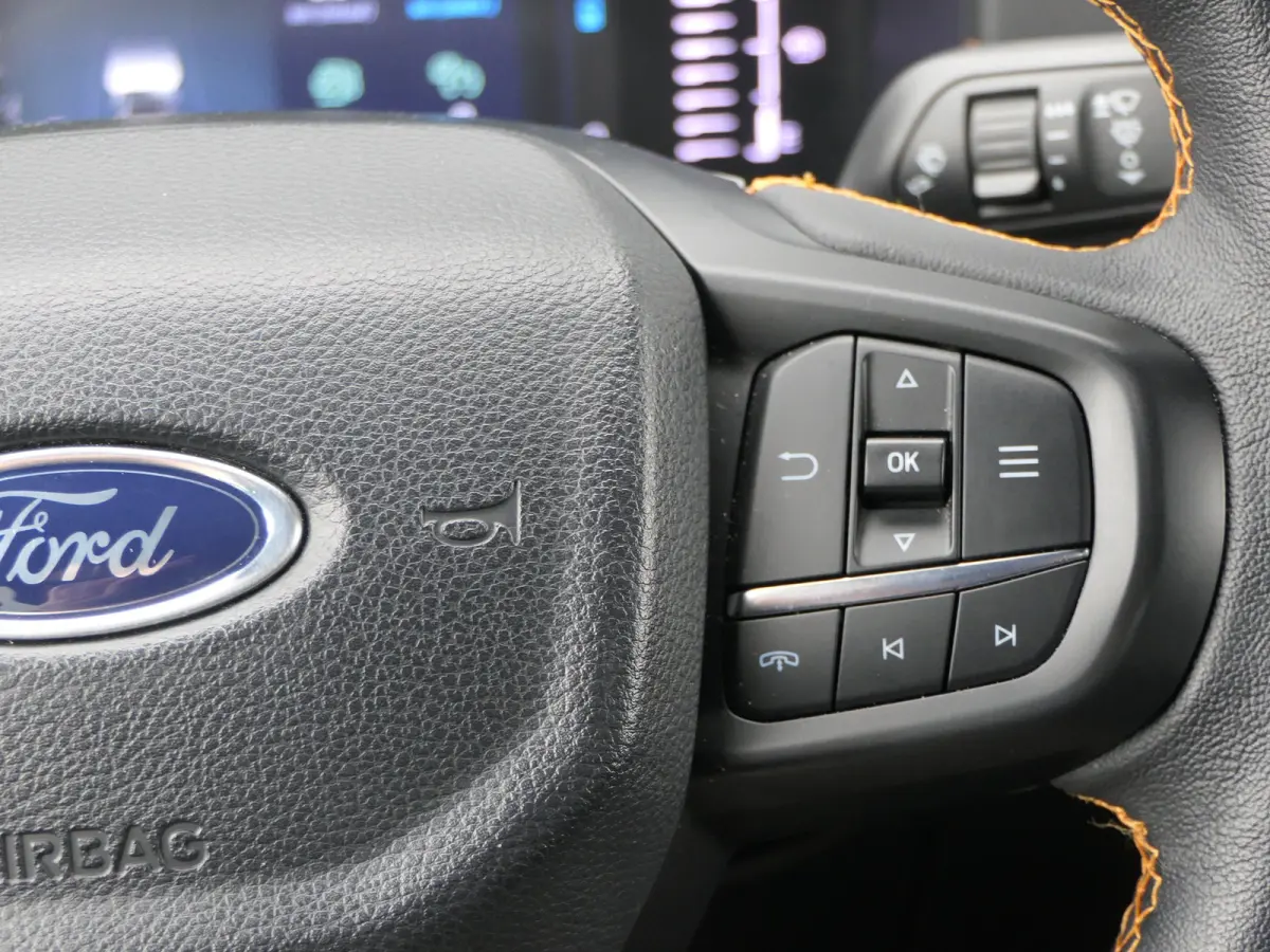 Wildtrak 2.3 PHEV | Power Rollertop | Camera | Stoelverwarming | CarPlay/Android Auto | Leder | Trekhaak