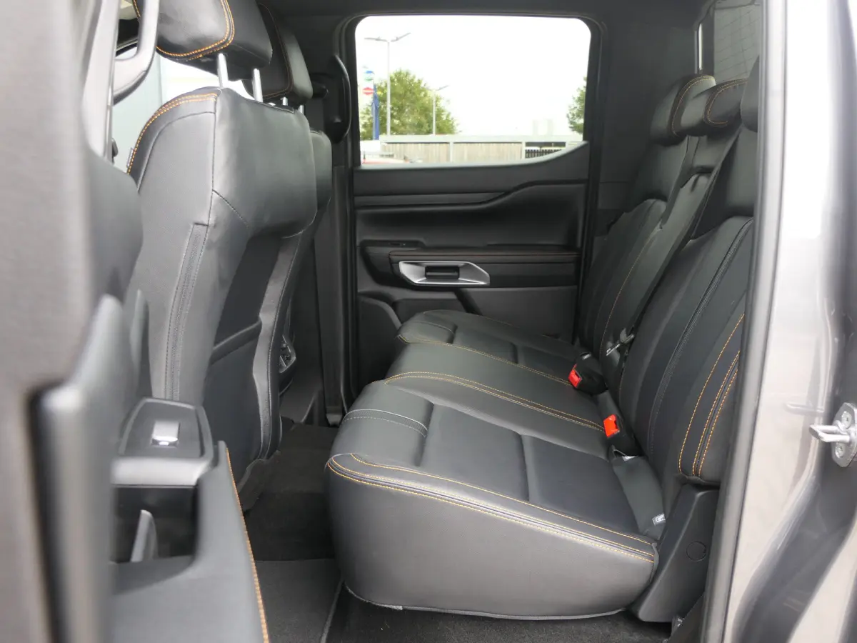 Wildtrak 2.3 PHEV | Power Rollertop | Camera | Stoelverwarming | CarPlay/Android Auto | Leder | Trekhaak