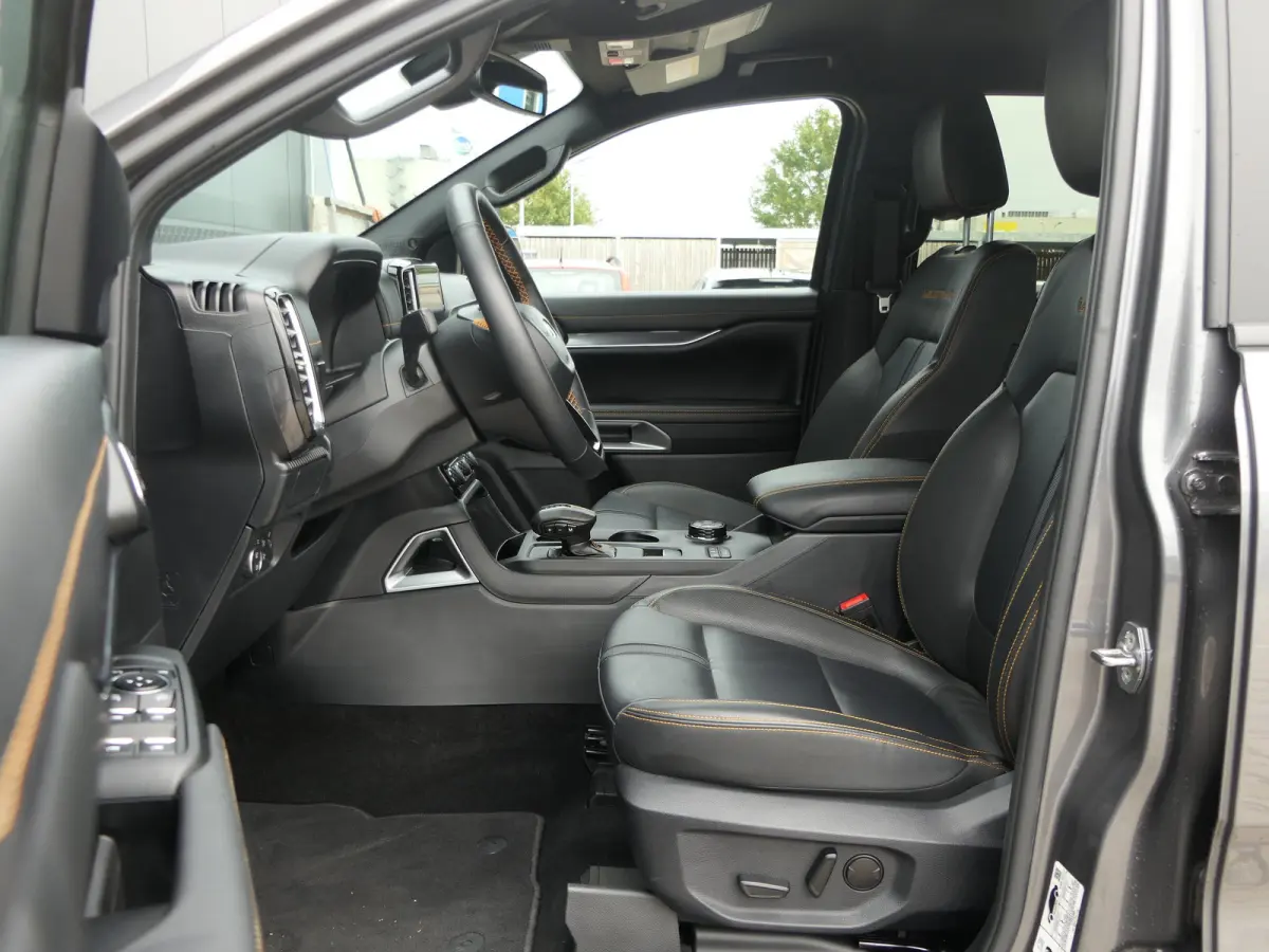 Wildtrak 2.3 PHEV | Power Rollertop | Camera | Stoelverwarming | CarPlay/Android Auto | Leder | Trekhaak