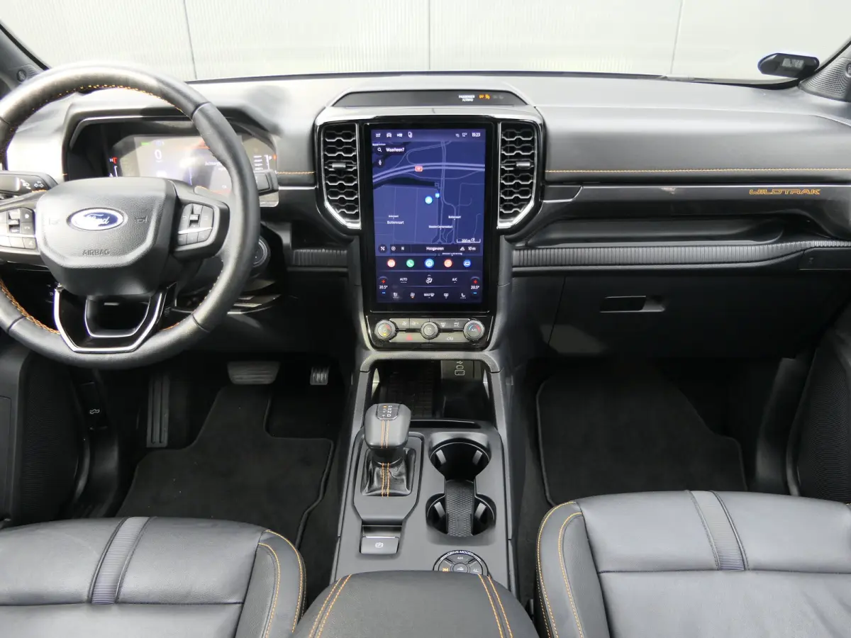 Wildtrak 2.3 PHEV | Power Rollertop | Camera | Stoelverwarming | CarPlay/Android Auto | Leder | Trekhaak
