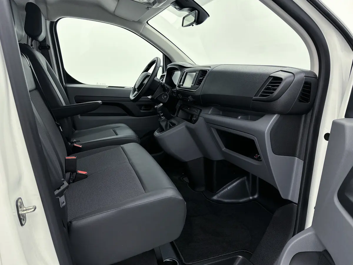 1.5 BlueHDI 100 Long Premium Navigatie Camera Cruise control