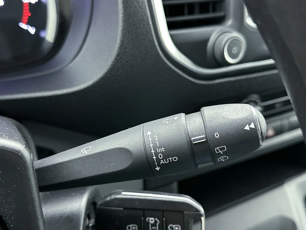 1.5 BlueHDI 100 Long Premium Navigatie Camera Cruise control