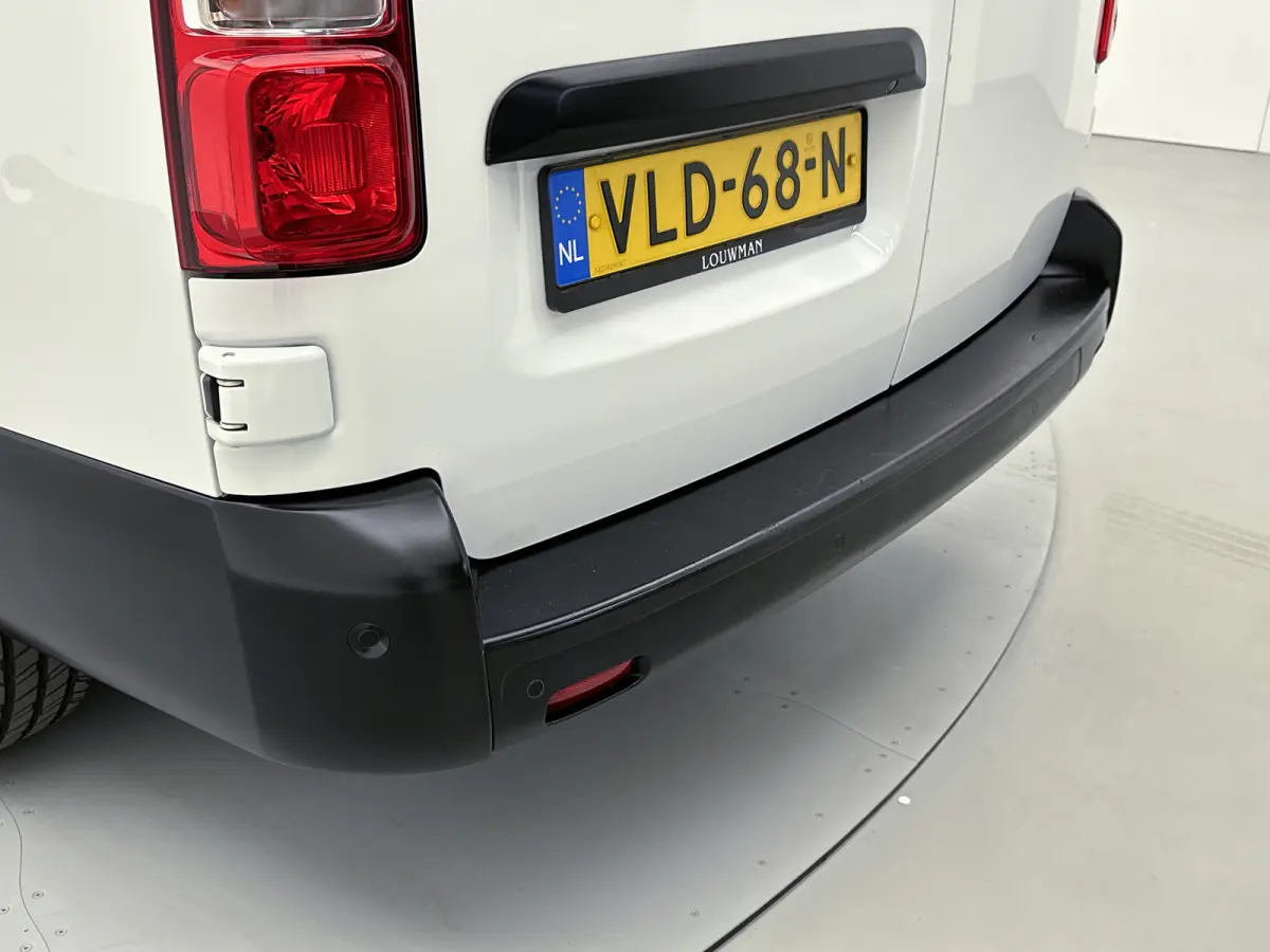 1.5 BlueHDI 100 Long Premium Navigatie Camera Cruise control