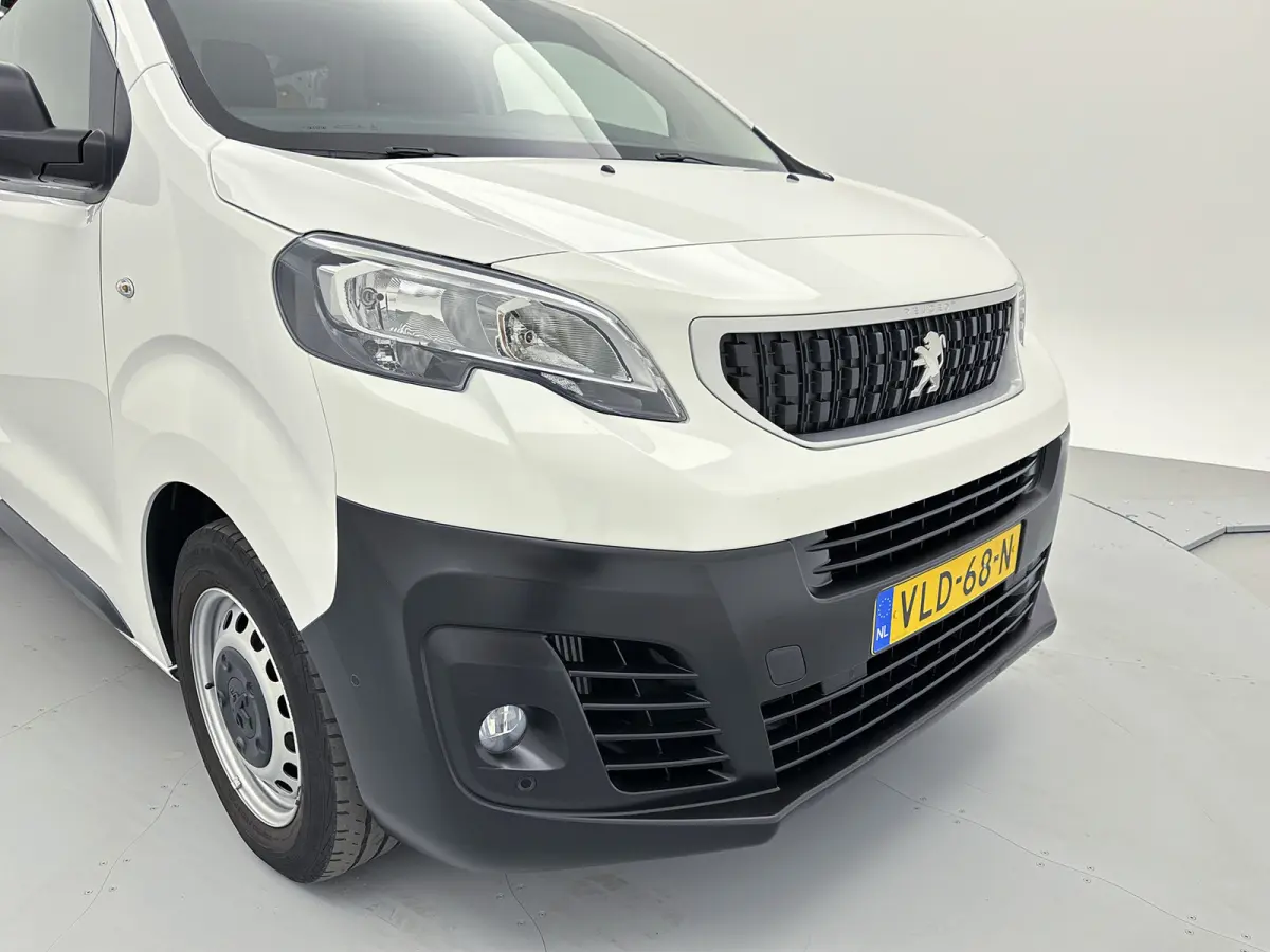 1.5 BlueHDI 100 Long Premium Navigatie Camera Cruise control