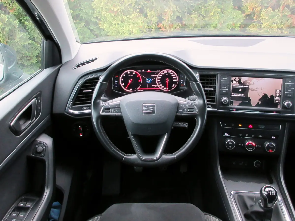 1.0 EcoTSI Style * Navi * Camera * Trekhaak *