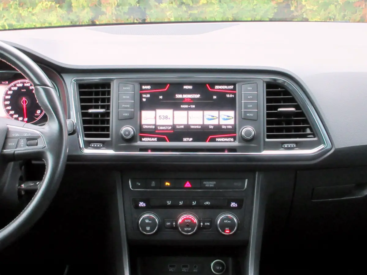 1.0 EcoTSI Style * Navi * Camera * Trekhaak *