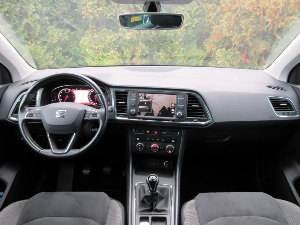 1.0 EcoTSI Style * Navi * Camera * Trekhaak *