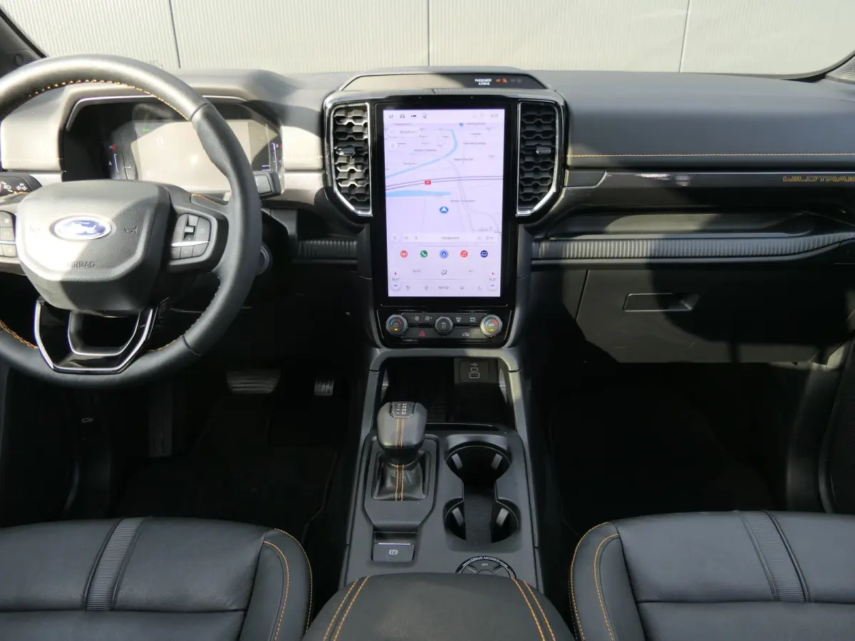 Wildtrak 2.3 PHEV | Power Rollertop | Camera | Stoelverwarming | CarPlay/Android Auto | Leder | Trekhaak