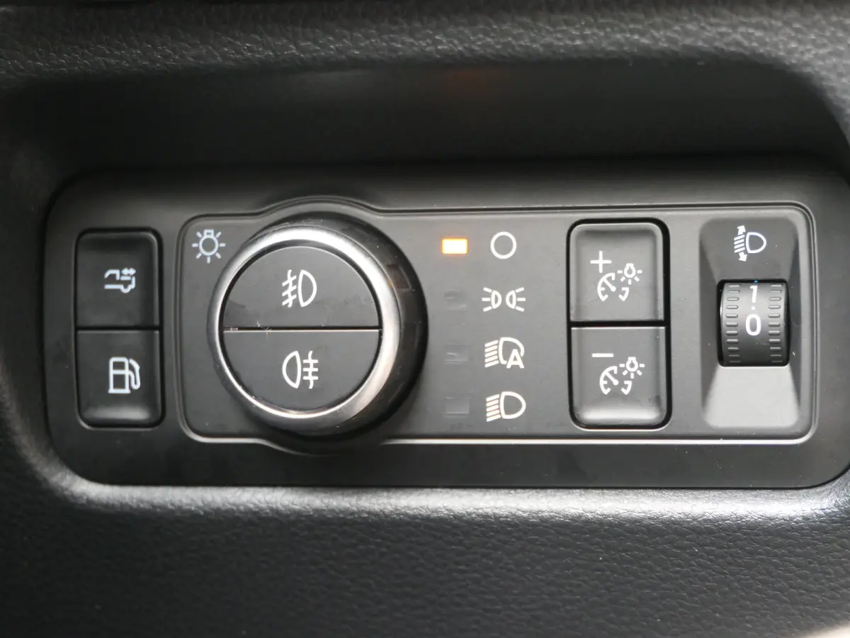 Wildtrak 2.3 PHEV | Power Rollertop | Camera | Stoelverwarming | CarPlay/Android Auto | Leder | Trekhaak