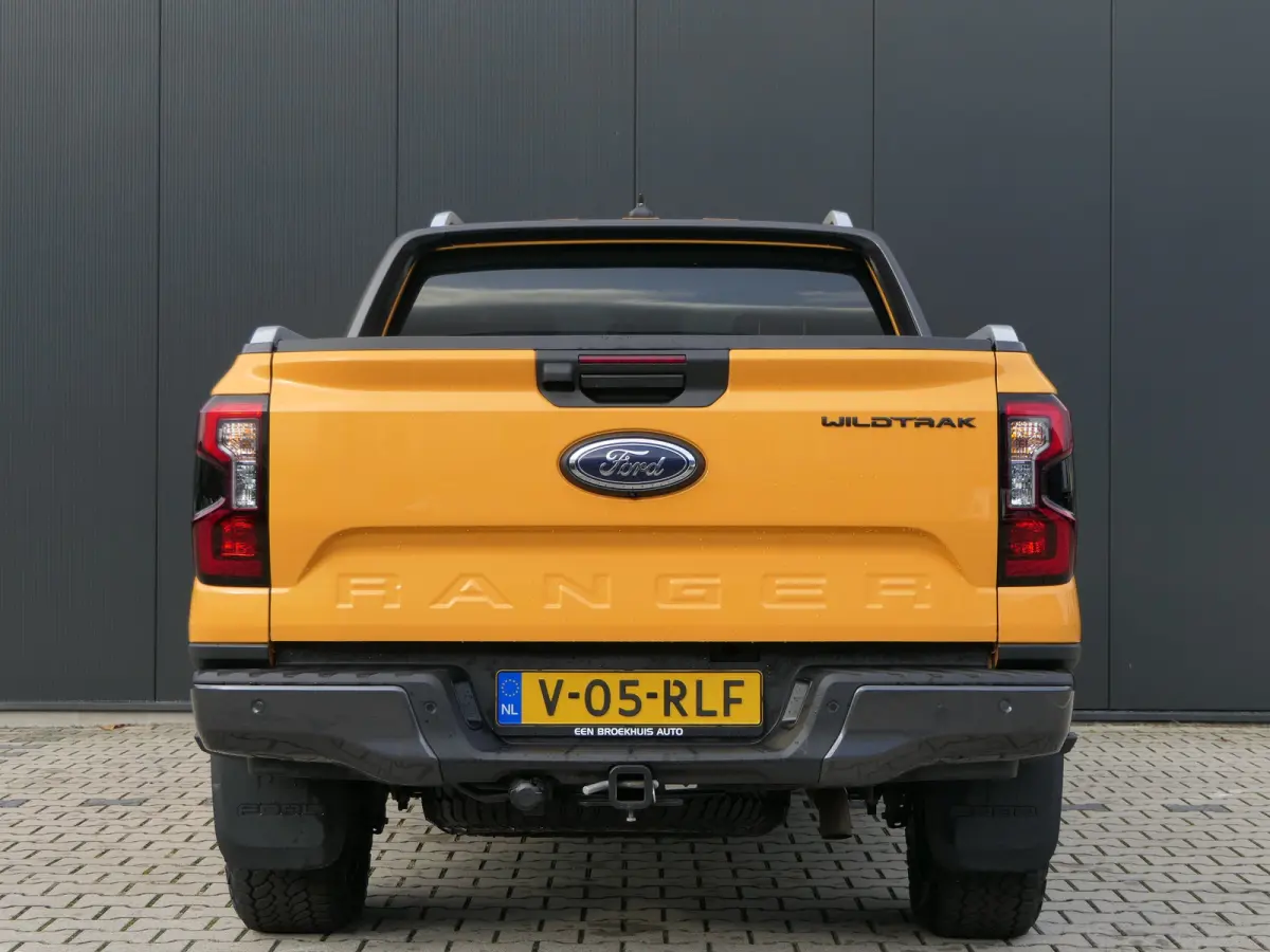 Wildtrak 2.3 PHEV | Power Rollertop | Camera | Stoelverwarming | CarPlay/Android Auto | Leder | Trekhaak