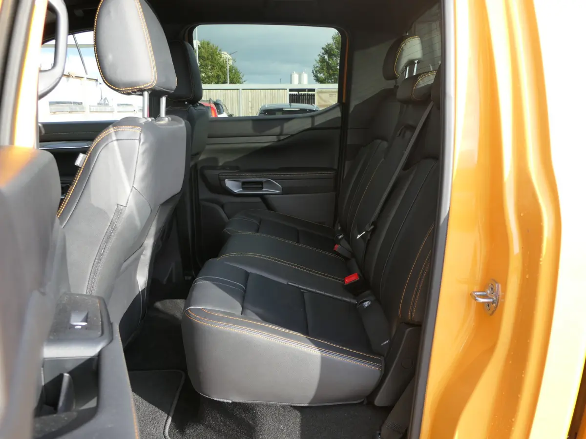 Wildtrak 2.3 PHEV | Power Rollertop | Camera | Stoelverwarming | CarPlay/Android Auto | Leder | Trekhaak
