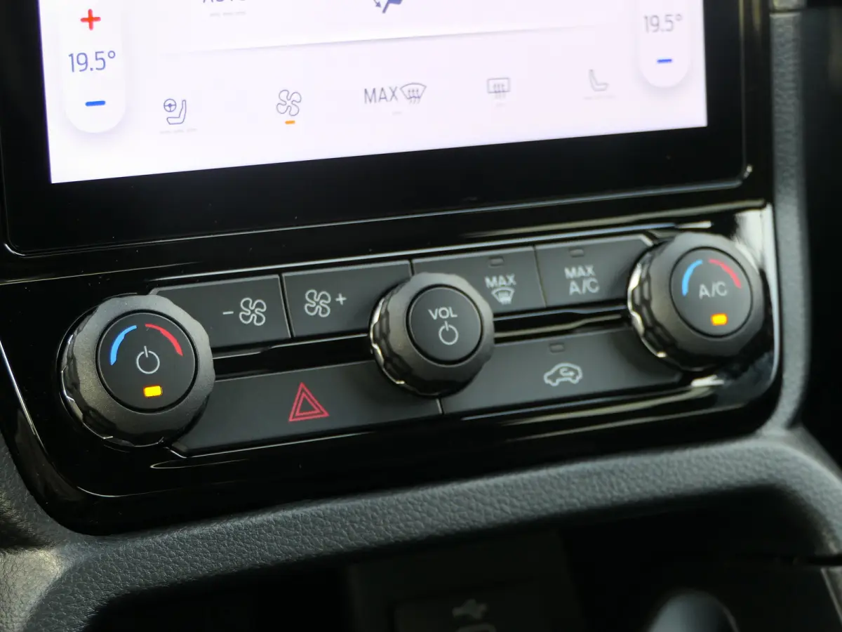 Wildtrak 2.3 PHEV | Power Rollertop | Camera | Stoelverwarming | CarPlay/Android Auto | Leder | Trekhaak