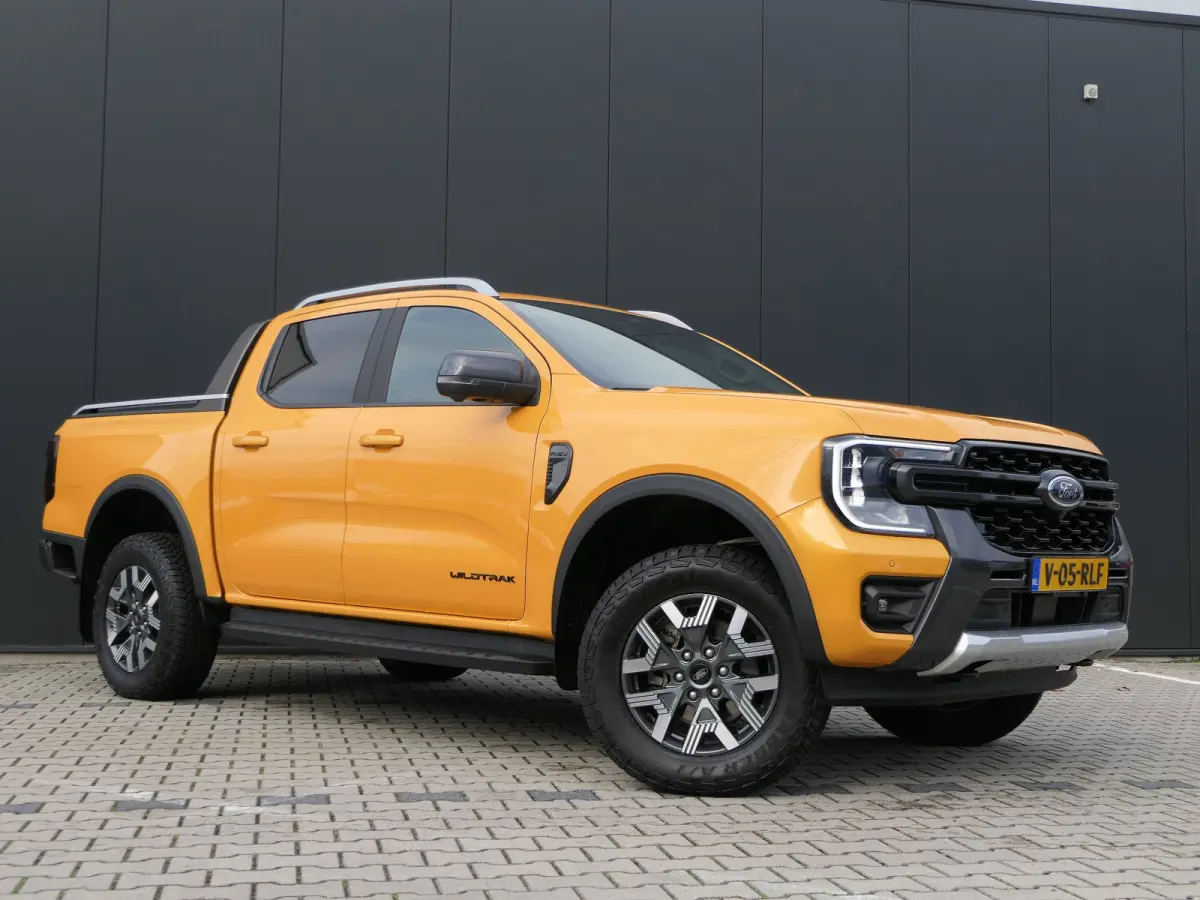Wildtrak 2.3 PHEV | Power Rollertop | Camera | Stoelverwarming | CarPlay/Android Auto | Leder | Trekhaak