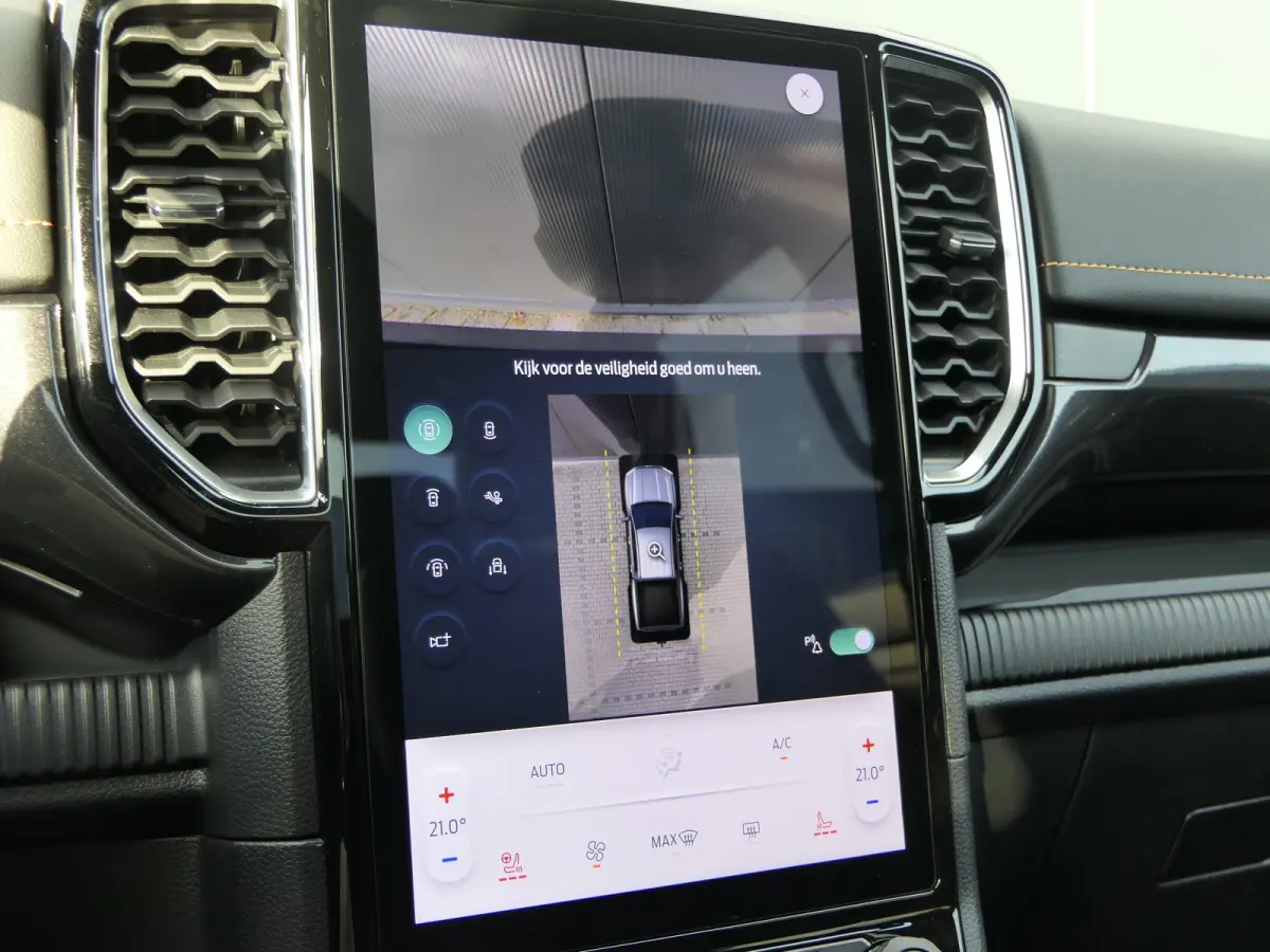 Wildtrak 2.3 PHEV | Power Rollertop | Camera | Stoelverwarming | CarPlay/Android Auto | Leder | Trekhaak