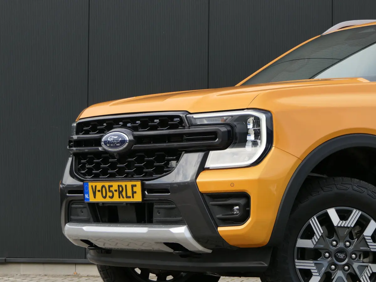 Wildtrak 2.3 PHEV | Power Rollertop | Camera | Stoelverwarming | CarPlay/Android Auto | Leder | Trekhaak