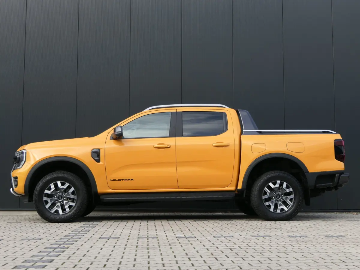 Wildtrak 2.3 PHEV | Power Rollertop | Camera | Stoelverwarming | CarPlay/Android Auto | Leder | Trekhaak