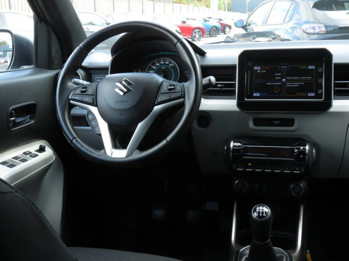 1.2 Stijl Smart Hybrid | 1e EIGENAAR | STOELVERWARMING | GROOT SCHERM | ACHTERUITRIJCAMERA | CRUISE CONTROL | NAVI |