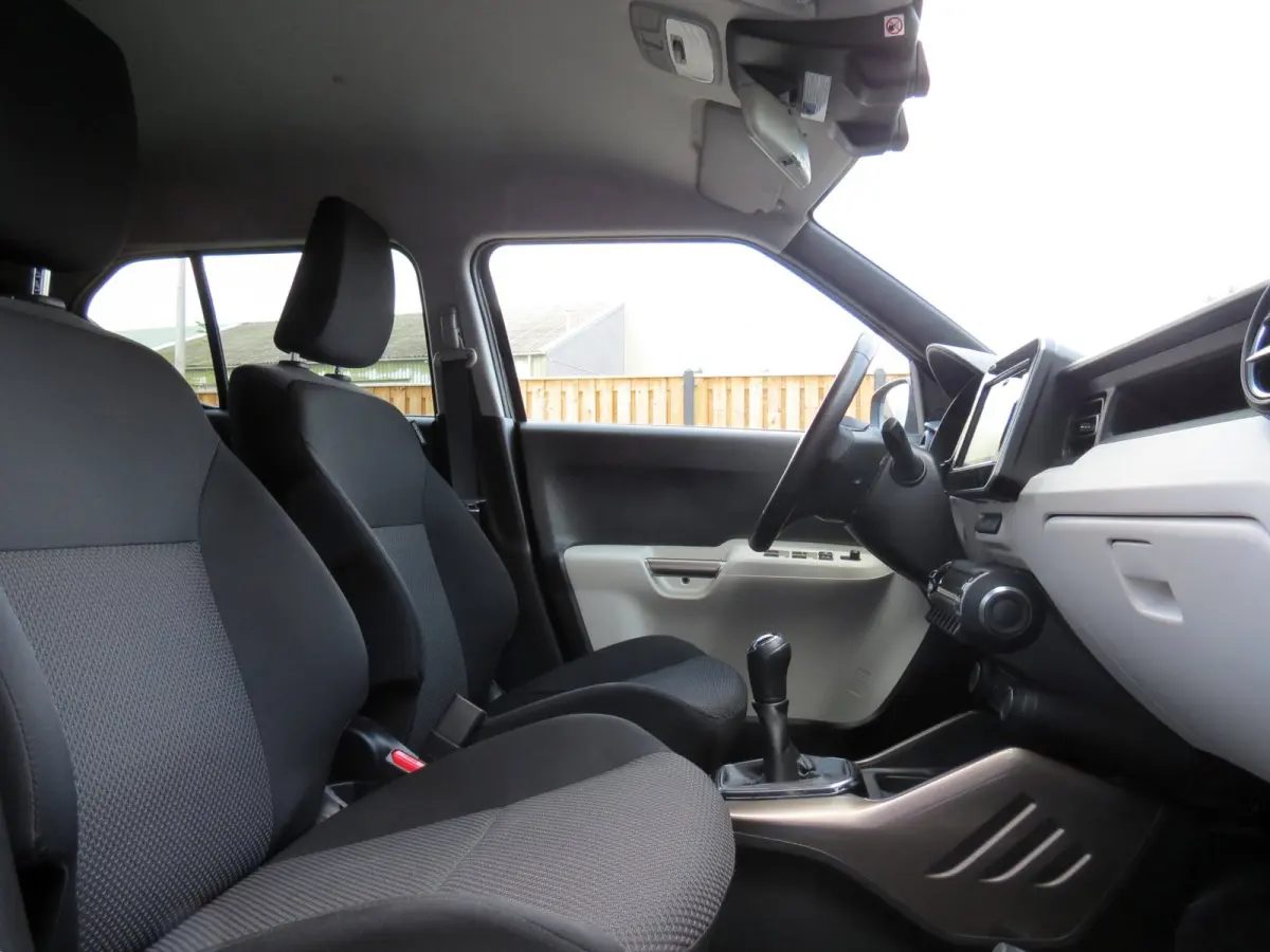 1.2 Stijl Smart Hybrid | 1e EIGENAAR | STOELVERWARMING | GROOT SCHERM | ACHTERUITRIJCAMERA | CRUISE CONTROL | NAVI |
