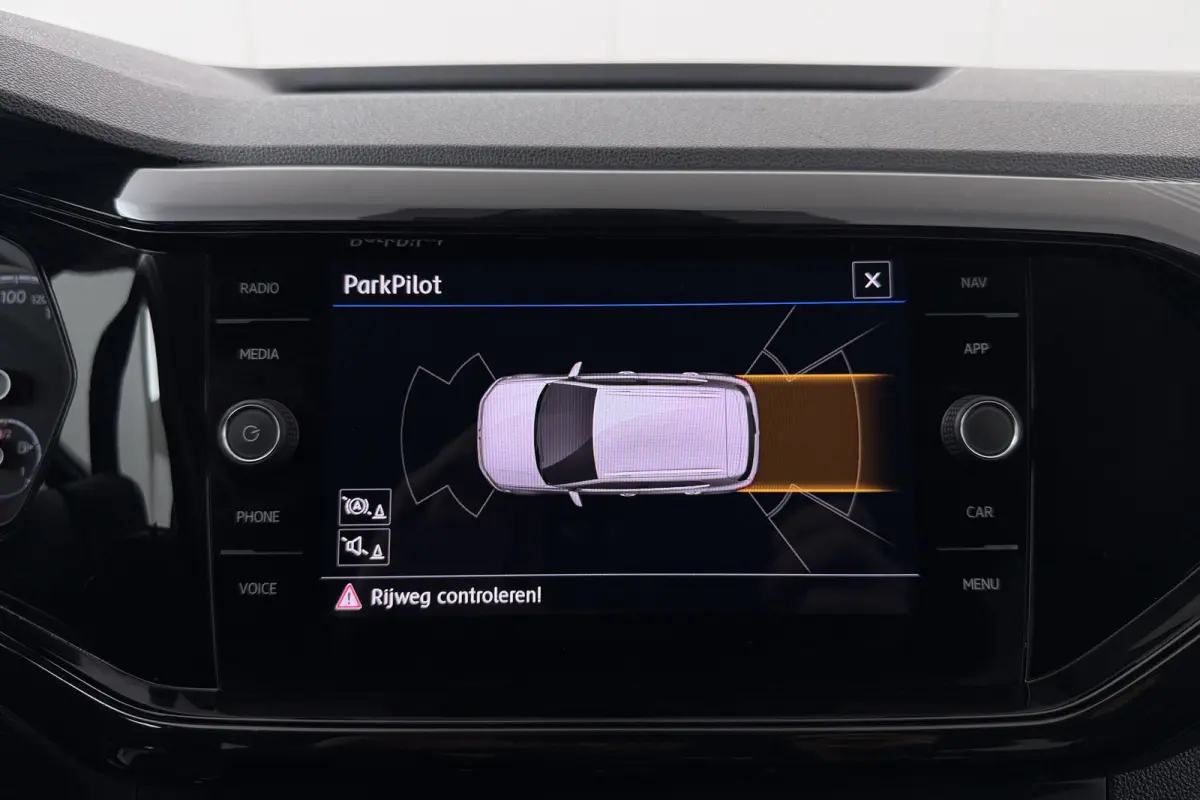 1.0 TSI Sport Half-Lederen Sportstoelen Carplay LMV 17"
