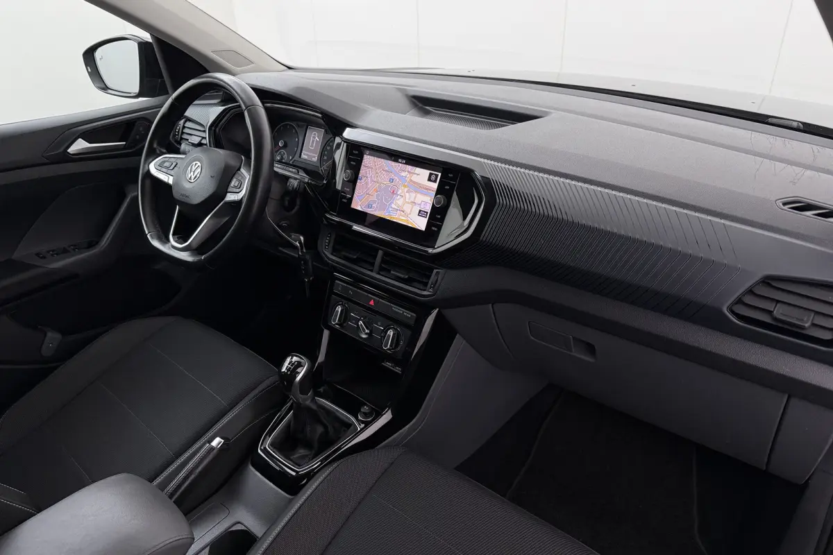 1.0 TSI Sport Half-Lederen Sportstoelen Carplay LMV 17"
