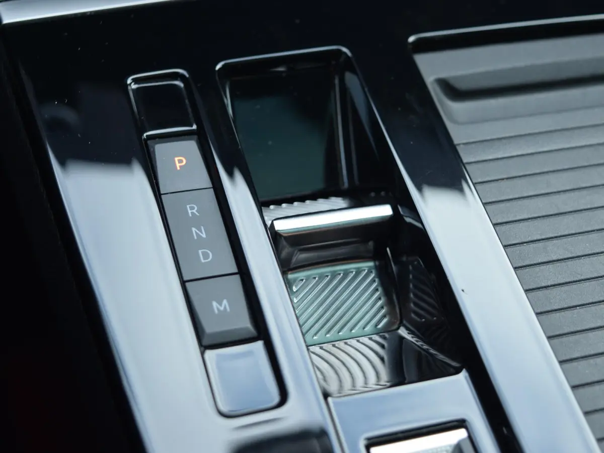 1.2 Turbo Hybrid Ultimate Schuifdak l Apple Carplay/Android Auto l keyless entry