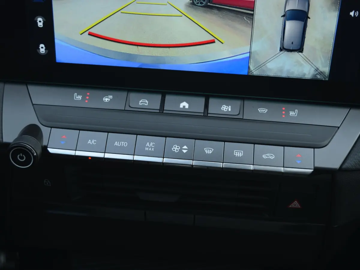 1.2 Turbo Hybrid Ultimate Schuifdak l Apple Carplay/Android Auto l keyless entry