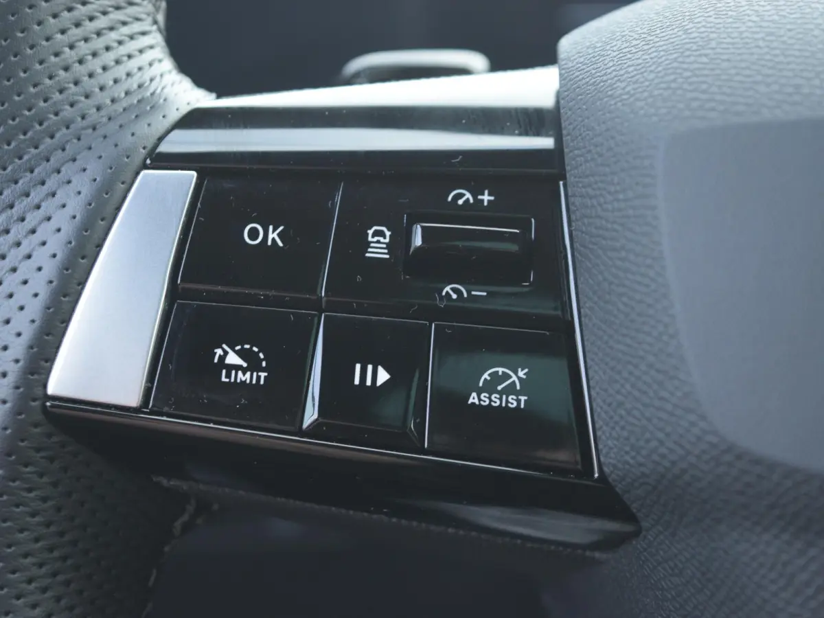 1.2 Turbo Hybrid Ultimate Schuifdak l Apple Carplay/Android Auto l keyless entry
