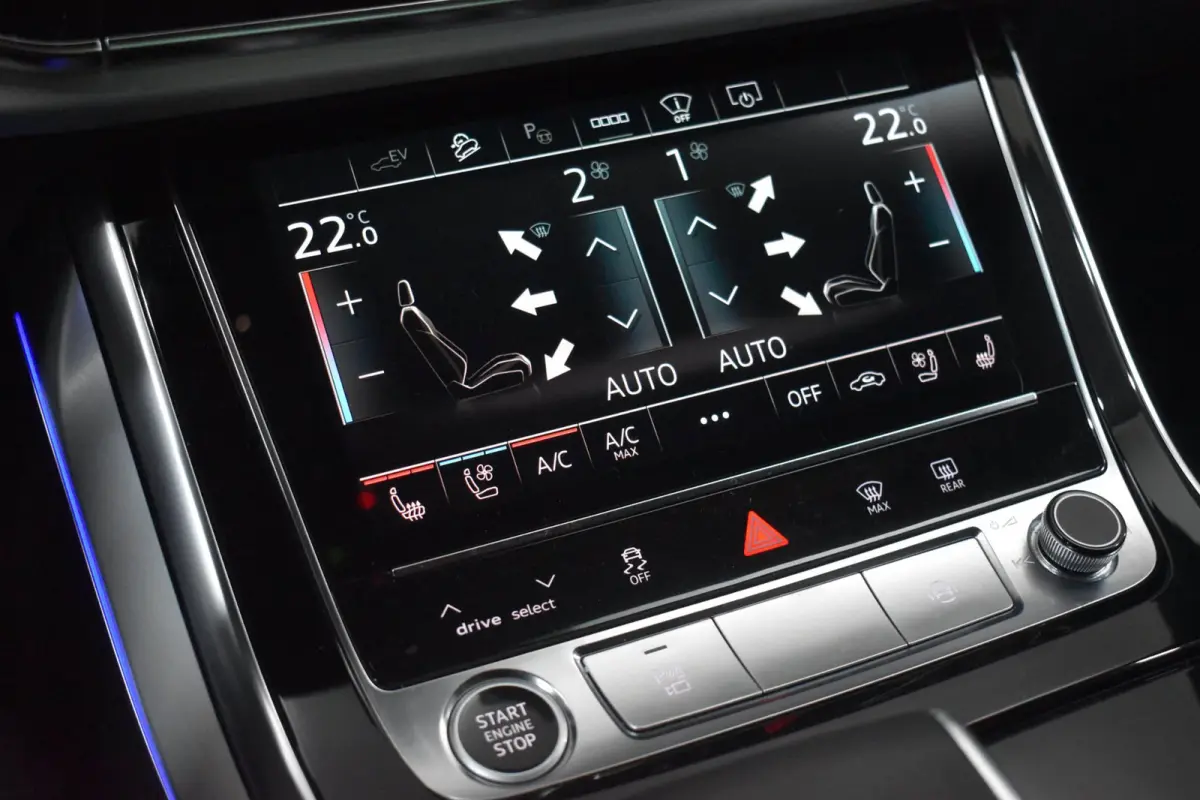 60 TFSI e quattro S-Line Competition 462pk | AKRAPOVIC | CARBON | MASSAGE