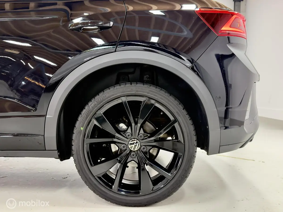 1.5 TSI R-Line | Pano | IQ Matrix | Black Style | 19" | Stuurverwarming | Camera | Sfeer | Travel Assist | ACC | Leder dash | Elektrische achterklep