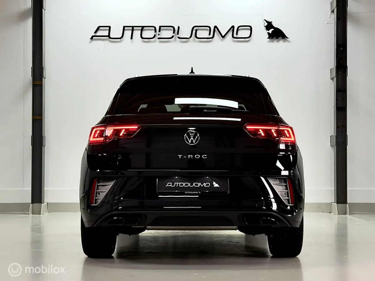 1.5 TSI R-Line | Pano | IQ Matrix | Black Style | 19" | Stuurverwarming | Camera | Sfeer | Travel Assist | ACC | Leder dash | Elektrische achterklep