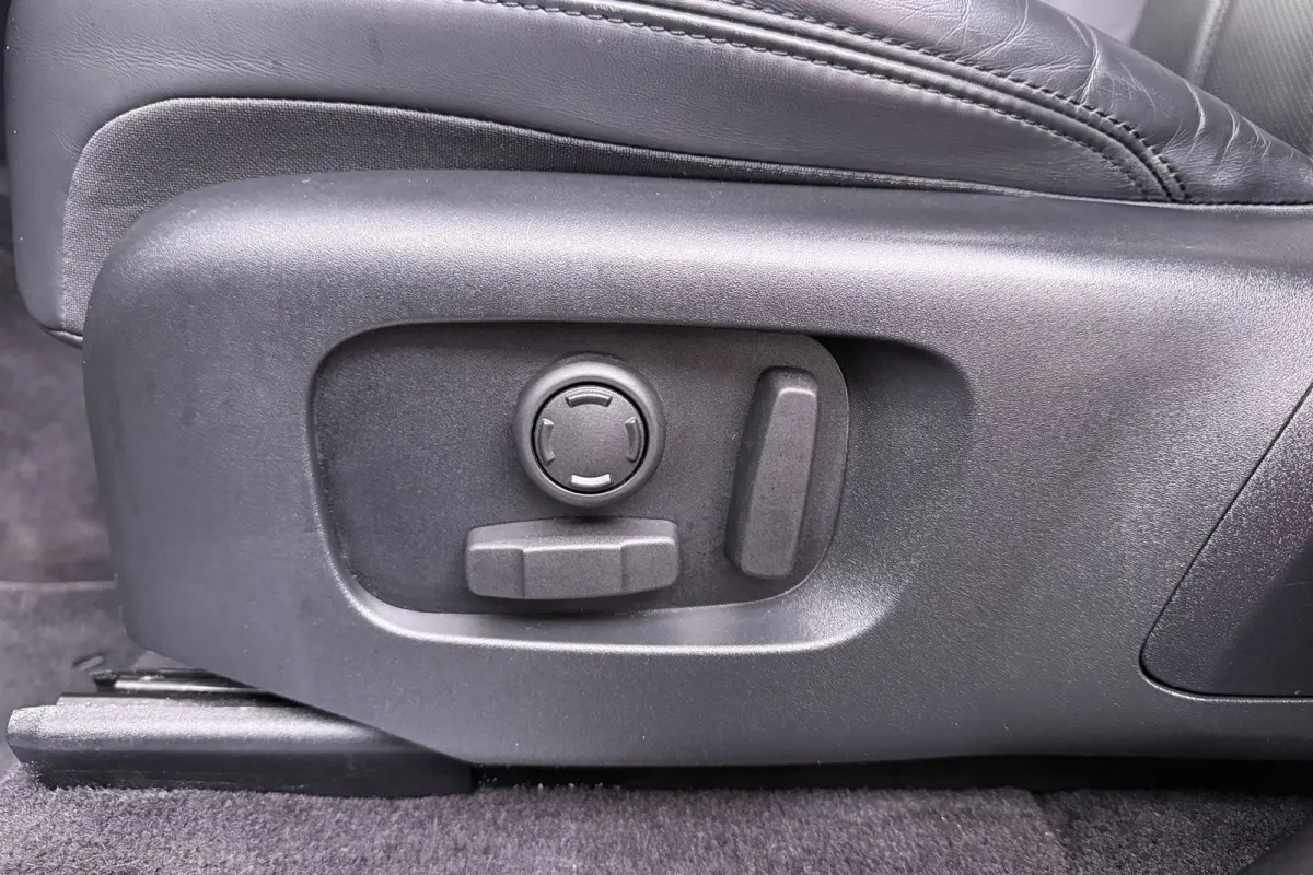 P400e Limited Edition Pano-dak 360* Camera Adapt. Cruise