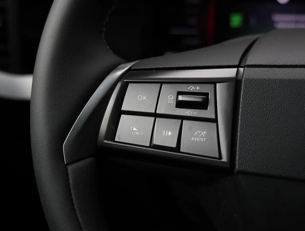 GS 54 kWh 156pk | Accu 97% | LED verlichting | Camera | Navigatie | Black pack | Apple Carplay & Android Auto
