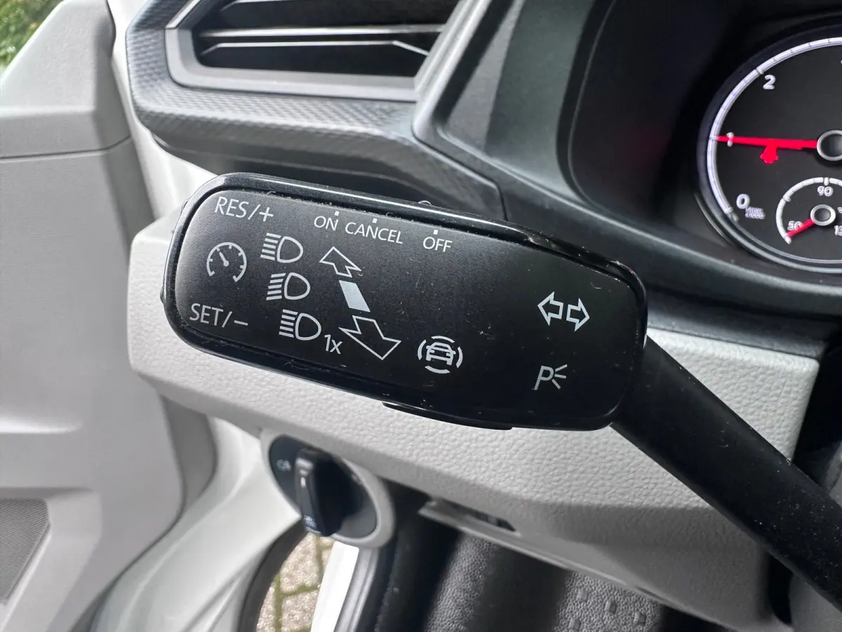 2.0 TDI L2H1 28 110PK | AIRCO | NAVI | PDC | Cruise Control | DAB+