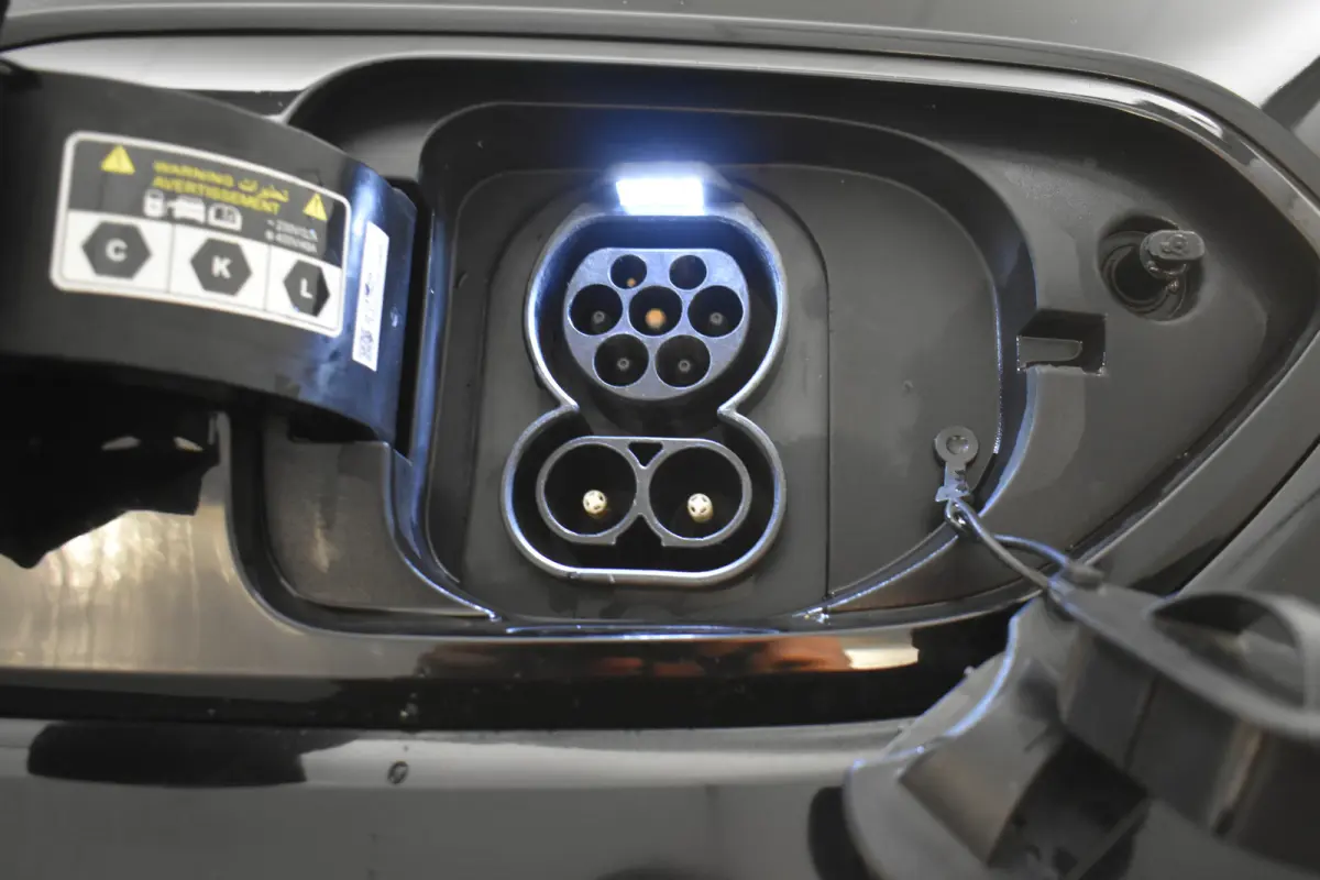 DynamicLine 64 kWh Camera 100% SOH Warmtepomp Stoelverwarming Keyless
