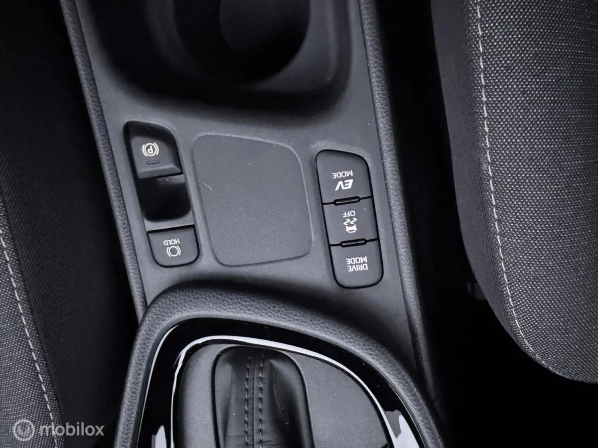 1.5 Hybrid Dynamic / carplay / actief cruise controle