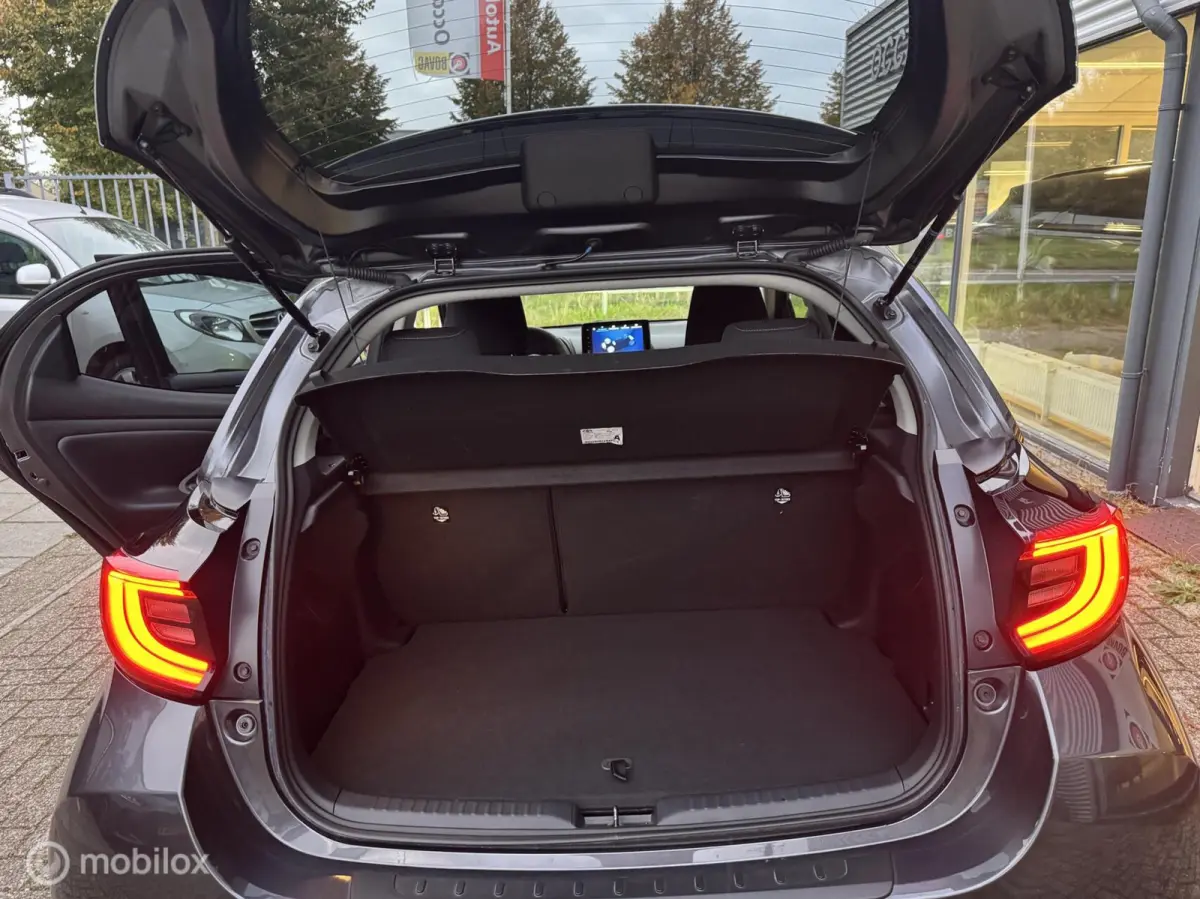1.5 Hybrid Dynamic / carplay / actief cruise controle